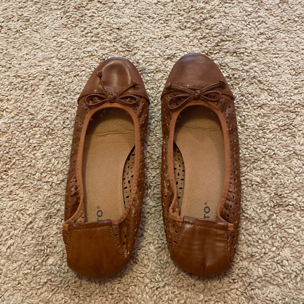 Brown flats